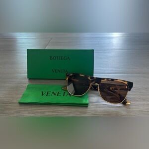 Bottega Veneta Havana Brown Sunglasses